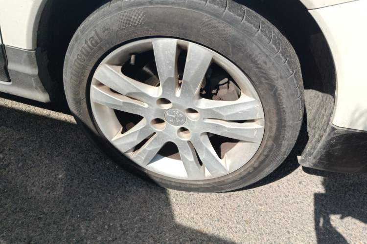 Used Peugeot 3008 2015 2.0L Automatic Trend Edition Right Front Wheel Hub