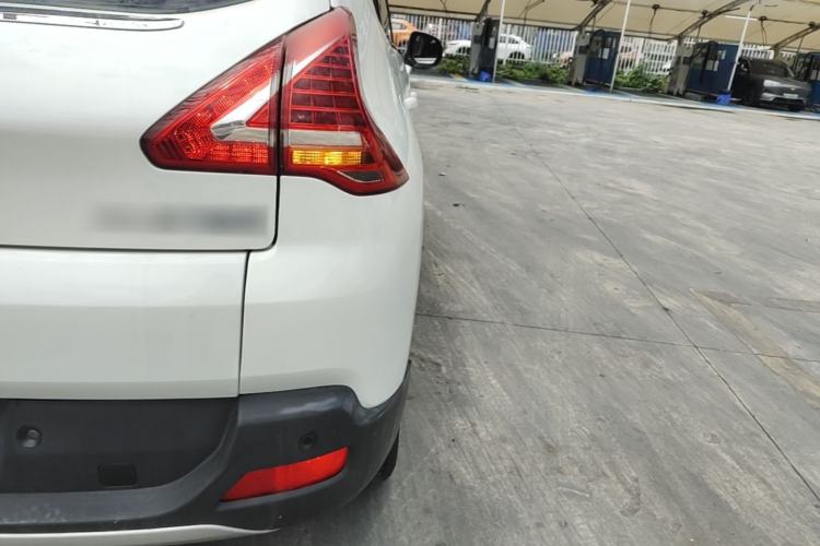 Used Peugeot 3008 2015 1.6THP Automatic Classic Edition Right Rear Taillight