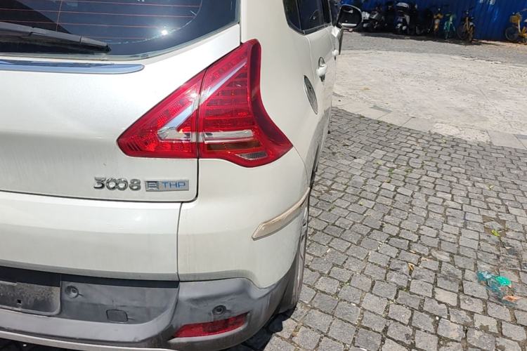Used Peugeot 3008 2015 1.6THP Automatic Trend Edition Right Rear Taillight