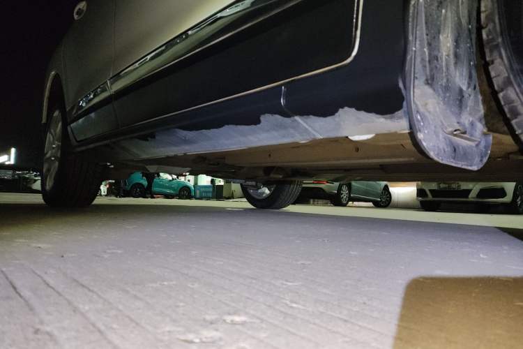 Used Peugeot 3008 2015 2.0L Manual Classic Edition Right Side Sill