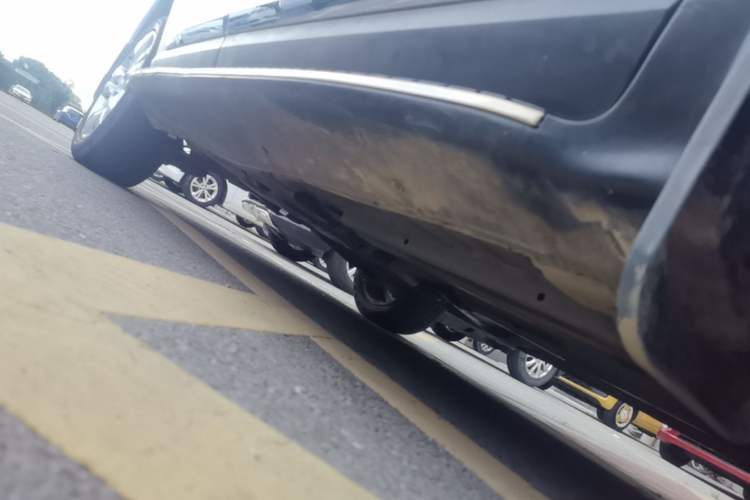 Used Peugeot 3008 2015 1.6THP Automatic Classic Edition Right Side Sill