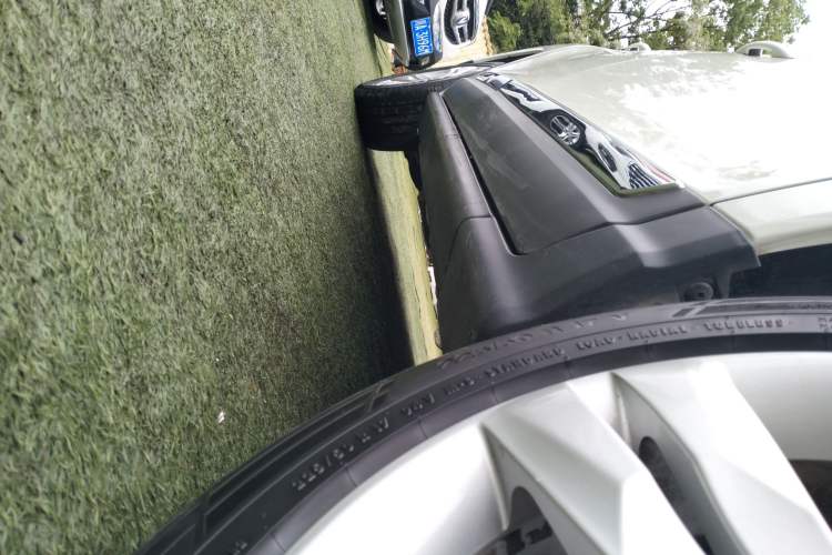 Used Peugeot 3008 2015 2.0L Automatic Classic Edition Right Side Sill