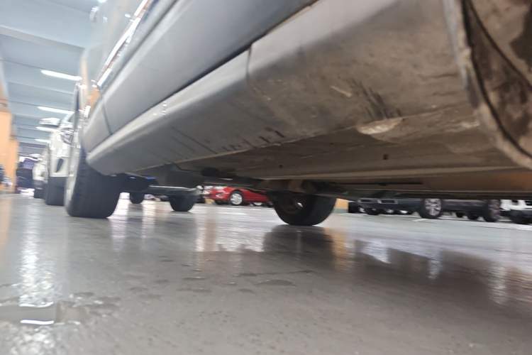 Used Peugeot 3008 2015 2.0L Automatic Classic Edition Right Side Sill