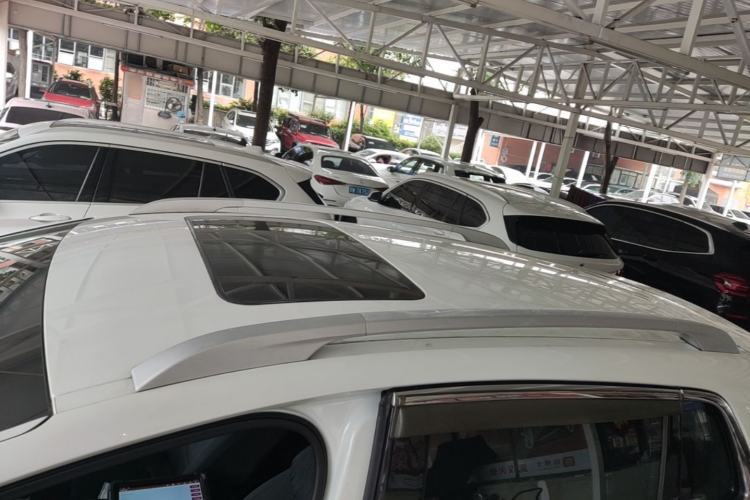 Used Peugeot 3008 2015 2.0L Automatic Classic Edition Roof