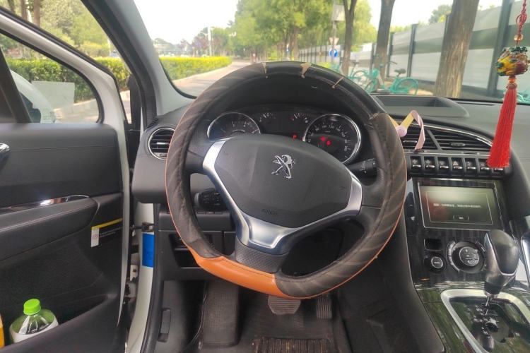 Used Peugeot 3008 2015 1.6THP Automatic Prestige Edition Steering Wheel