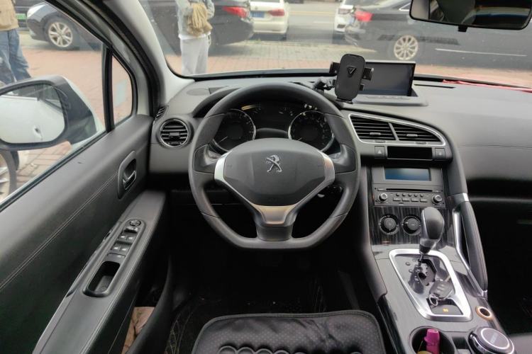 Used Peugeot 3008 2015 2.0L Automatic Classic Edition Steering Wheel