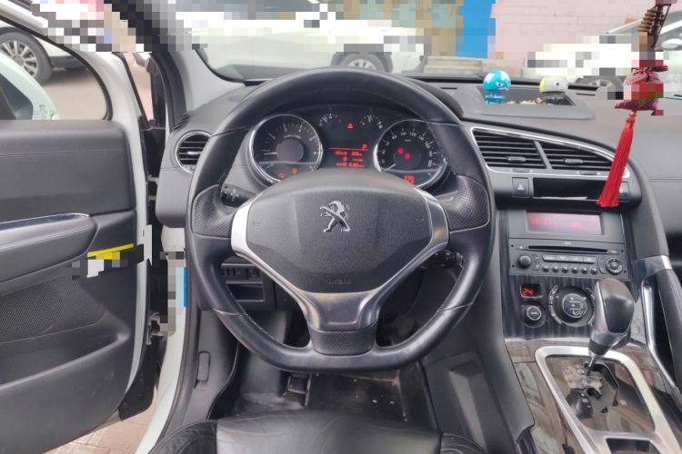 Used Peugeot 3008 2015 1.6THP Automatic Trend Edition Steering Wheel