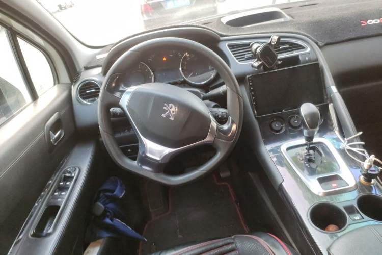 Used Peugeot 3008 2015 2.0L Automatic Classic Edition Steering Wheel