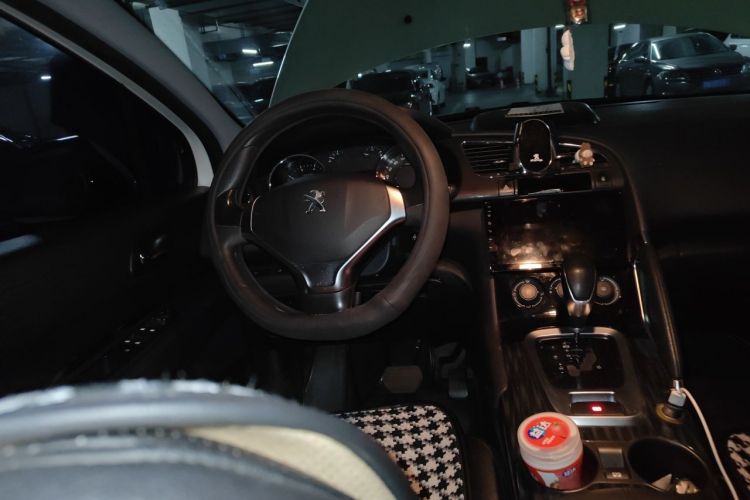 Used Peugeot 3008 2015 2.0L Automatic Classic Edition Steering Wheel