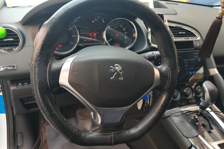 Used Peugeot 3008 2015 2.0L Automatic Classic Edition Steering Wheel