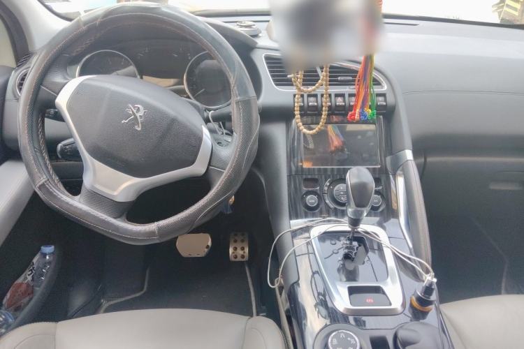 Used Peugeot 3008 2015 1.6THP Roland Garros Edition Steering Wheel