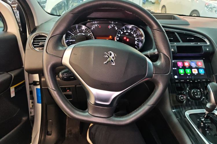 Used Peugeot 3008 2015 1.6THP Automatic Trend Edition Steering Wheel