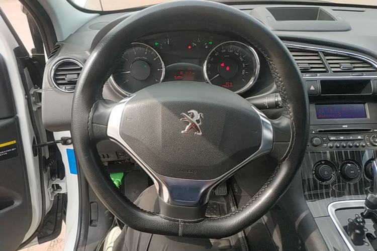 Used Peugeot 3008 2015 2.0L Automatic Classic Edition Steering Wheel