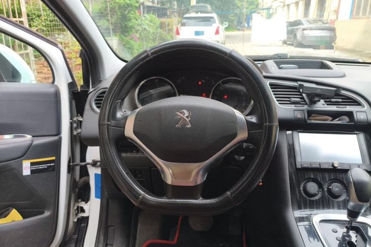 Used Peugeot 3008 2015 2.0L Automatic Classic Edition Steering Wheel