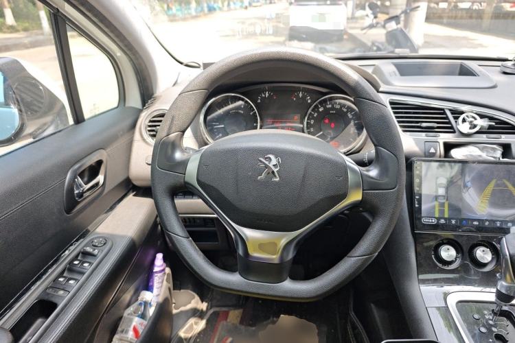 Used Peugeot 3008 2015 2.0L Automatic Classic Edition Steering Wheel
