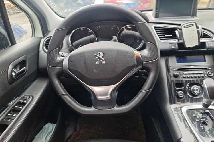Used Peugeot 3008 2015 2.0L Automatic Trend Edition Steering Wheel