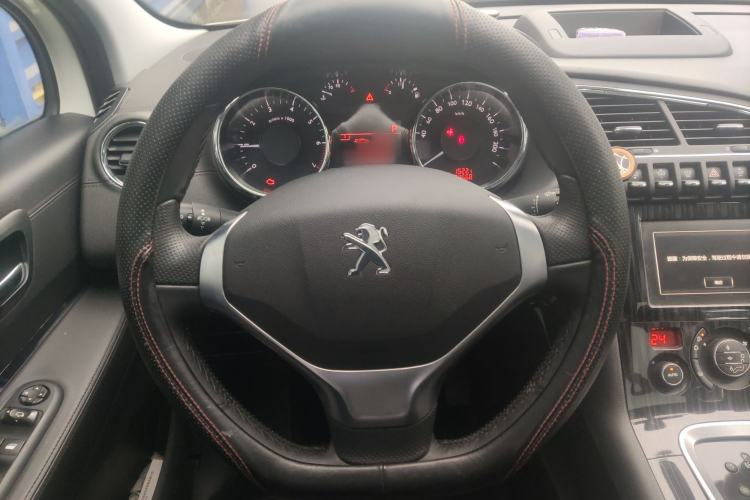 Used Peugeot 3008 2015 1.6THP Automatic Prestige Edition Steering Wheel