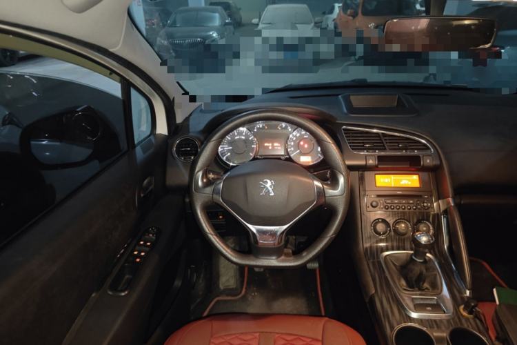 Used Peugeot 3008 2015 2.0L Manual Classic Edition Steering Wheel
