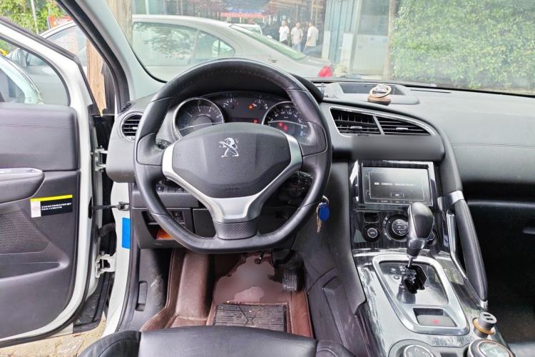 Used Peugeot 3008 2015 1.6THP Automatic Prestige Edition Steering Wheel