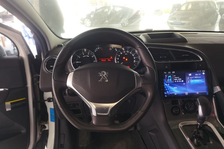 Used Peugeot 3008 2015 1.6THP Automatic Trend Edition Steering Wheel