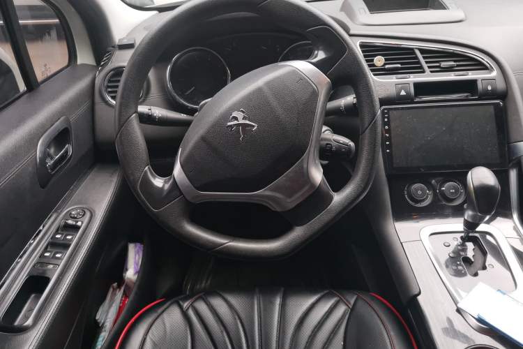 Used Peugeot 3008 2015 2.0L Automatic Classic Edition Steering Wheel