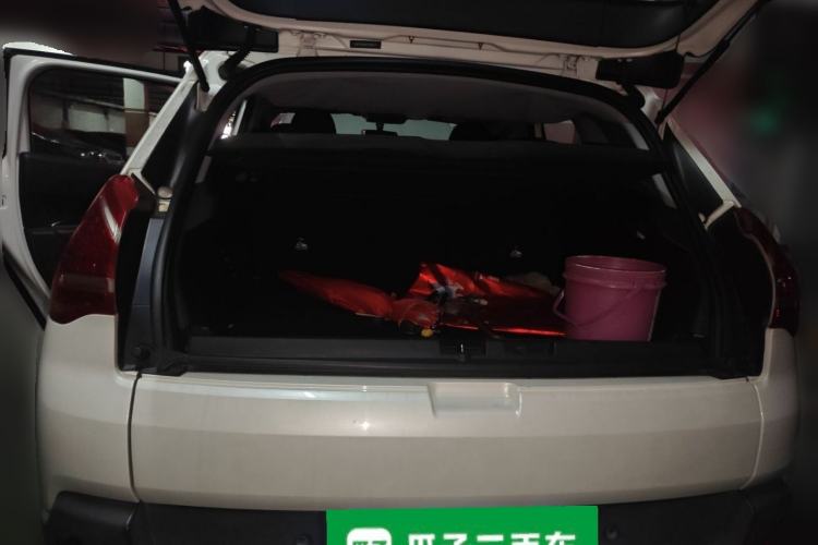 Used Peugeot 3008 2015 2.0L Automatic Trend Edition Trunk