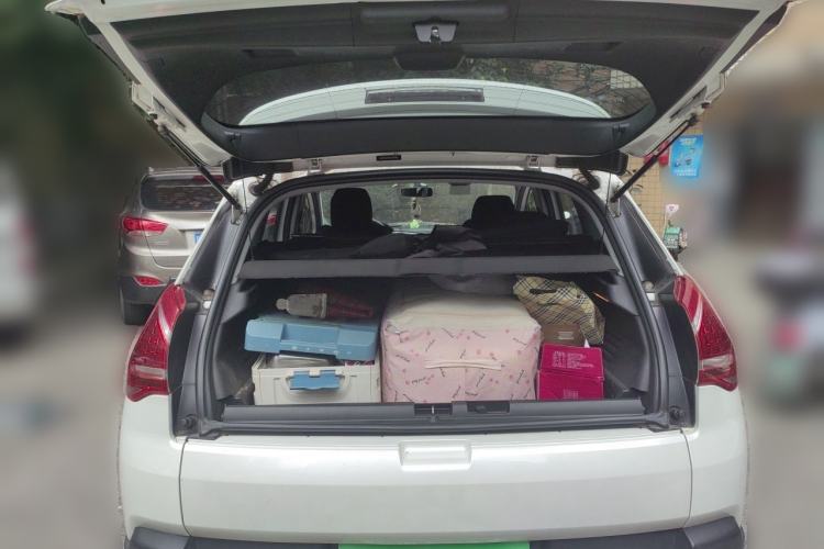 Used Peugeot 3008 2015 2.0L Automatic Classic Edition Trunk