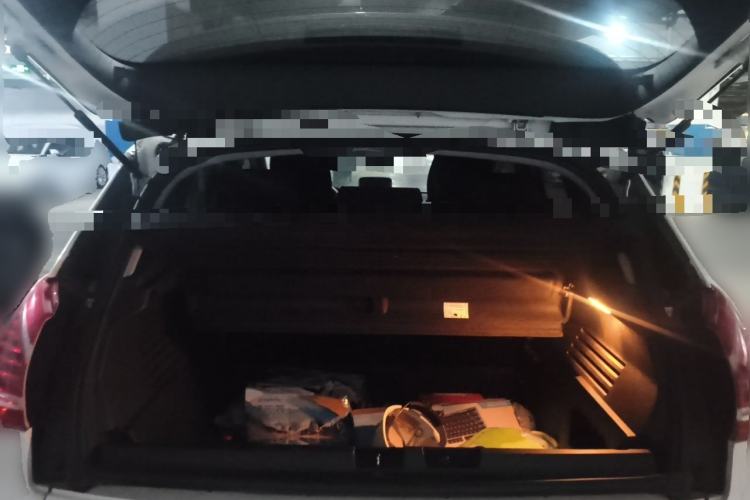 Used Peugeot 3008 2015 1.6THP Automatic Classic Edition Trunk