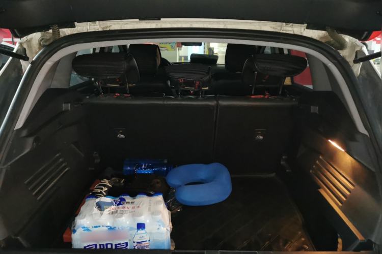 Used Peugeot 3008 2015 2.0L Automatic Trend Edition Trunk