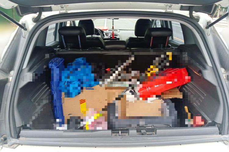 Used Peugeot 3008 2015 2.0L Automatic Trend Edition Trunk