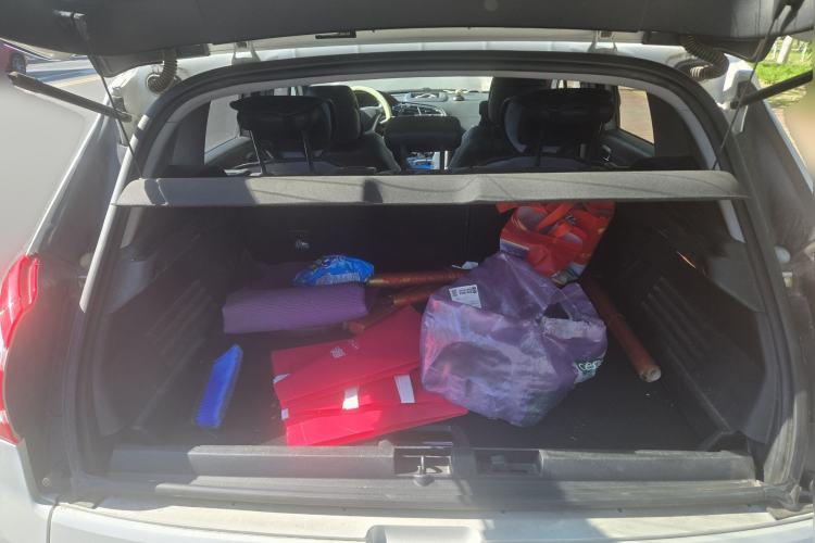 Used Peugeot 3008 2015 1.6THP Automatic Prestige Edition Trunk