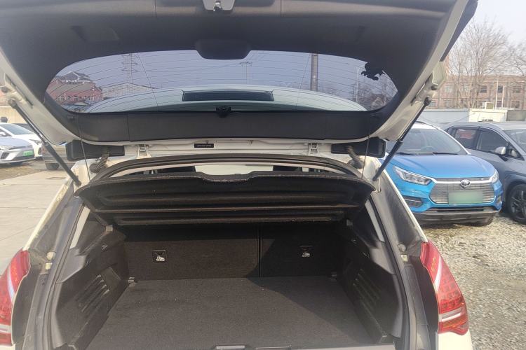 Used Peugeot 3008 2015 1.6THP Automatic Trend Edition Trunk