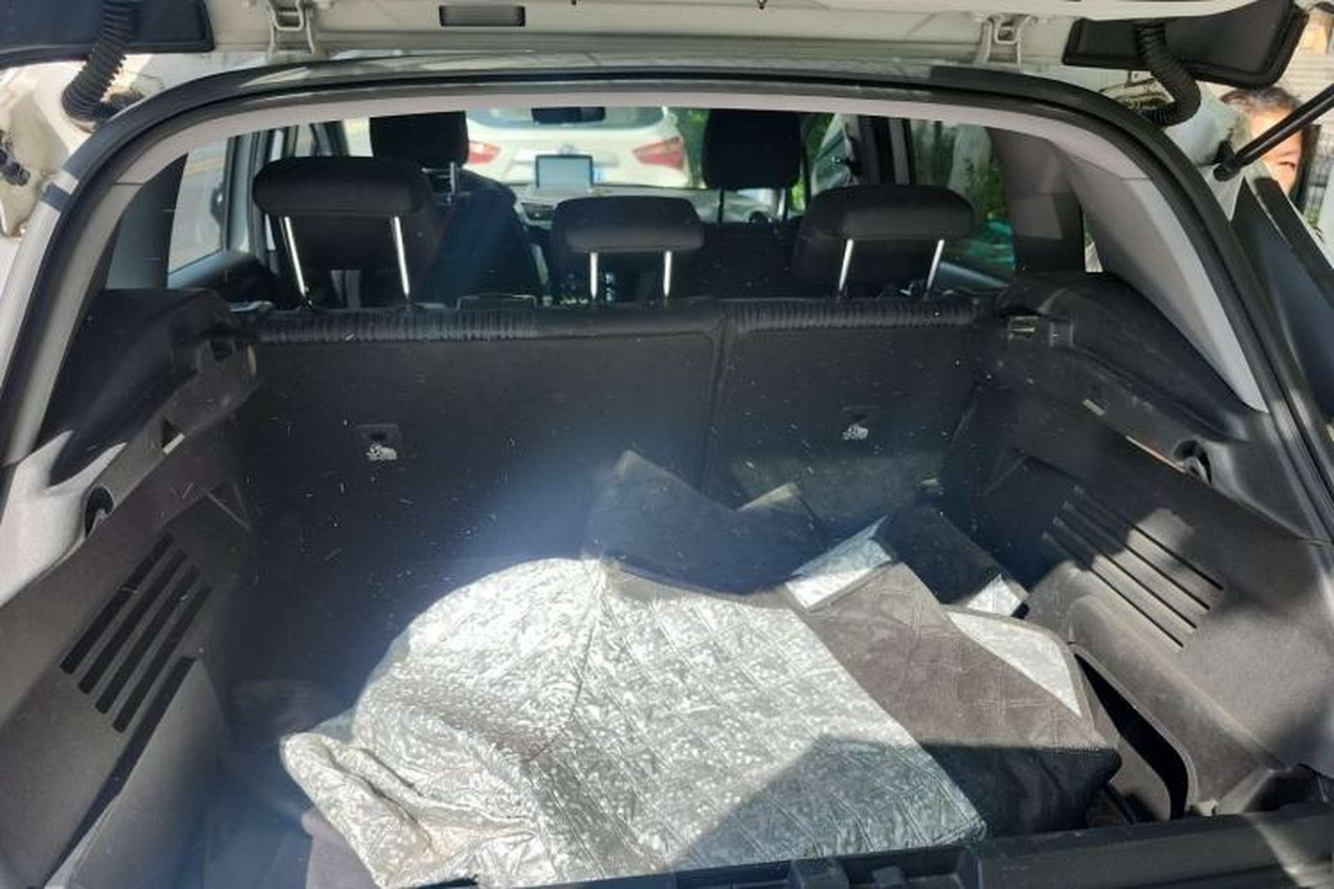 Used Peugeot 3008 2015 2.0L Automatic Classic Edition Trunk