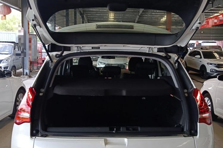 Used Peugeot 3008 2015 1.6THP Automatic Classic Edition Trunk