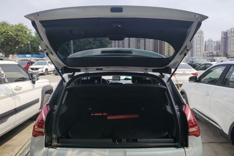 Used Peugeot 3008 2015 1.6THP Automatic Trend Edition Trunk