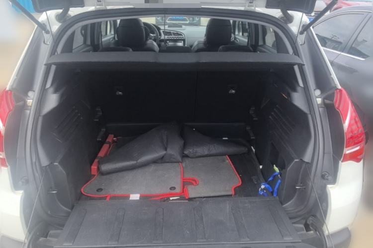 Used Peugeot 3008 2015 1.6THP Automatic Prestige Edition Trunk
