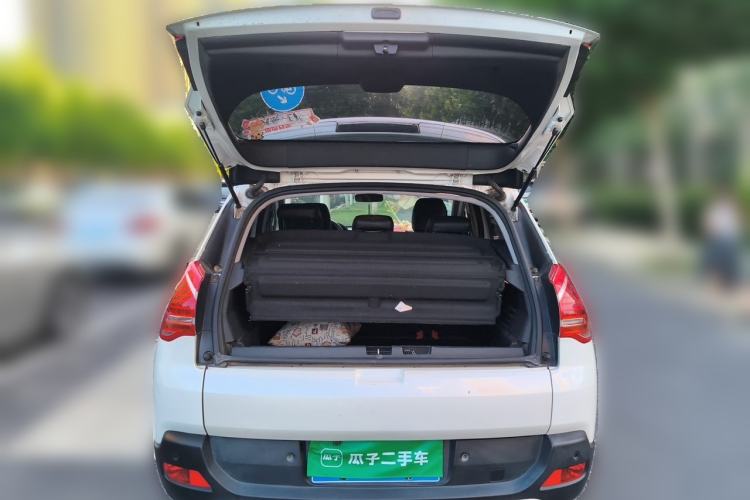 Used Peugeot 3008 2015 2.0L Automatic Classic Edition Trunk