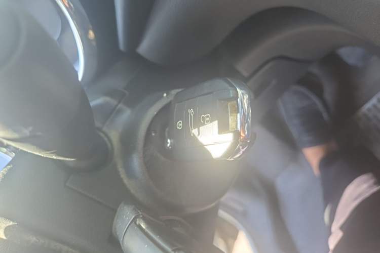 Used Peugeot 3008 2015 1.6THP Automatic Prestige Edition Vehicle Key