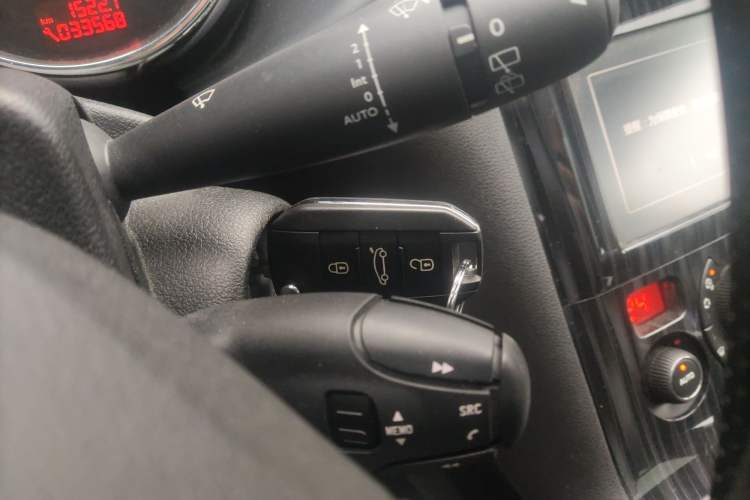 Used Peugeot 3008 2015 1.6THP Automatic Prestige Edition Vehicle Key