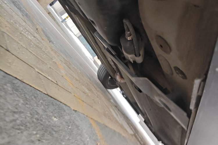 Used Peugeot 3008 2015 1.6THP Automatic Prestige Edition Chassis Rear Right