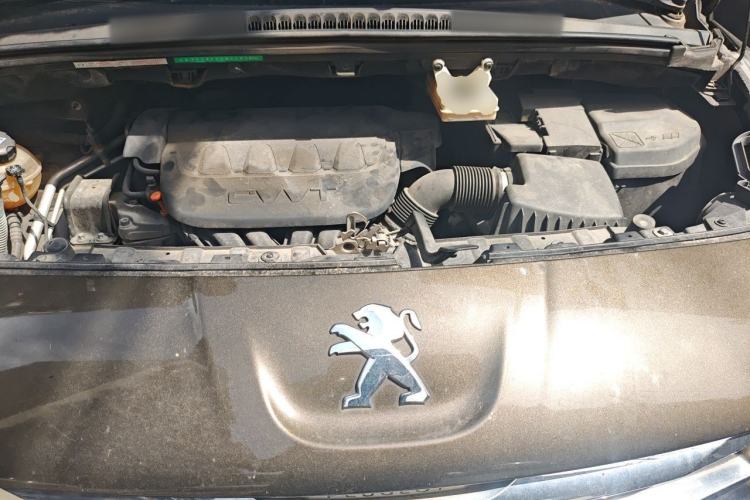 Used Peugeot 3008 2015 2.0L Automatic Classic Edition Engine Bay