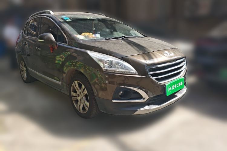 Used Peugeot 3008 2015 2.0L Automatic Classic Edition Front Right 45 Deg