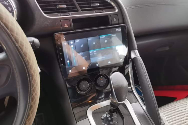 Used Peugeot 3008 2016 1.6THP Automatic Classic Edition Audio And AC Panel