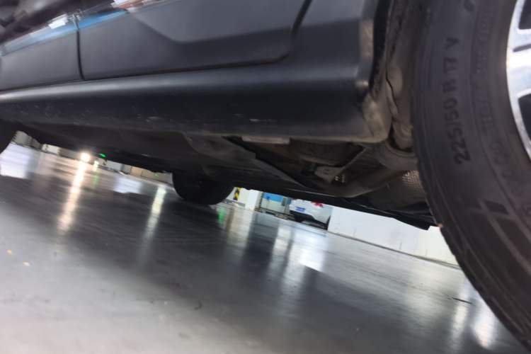 Used Peugeot 3008 2016 1.6THP Automatic Prestige Edition Chassis Rear Left