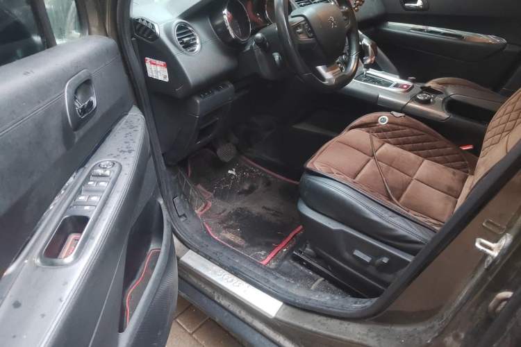 Used Peugeot 3008 2016 1.6THP Automatic Trend Edition Driver Seat
