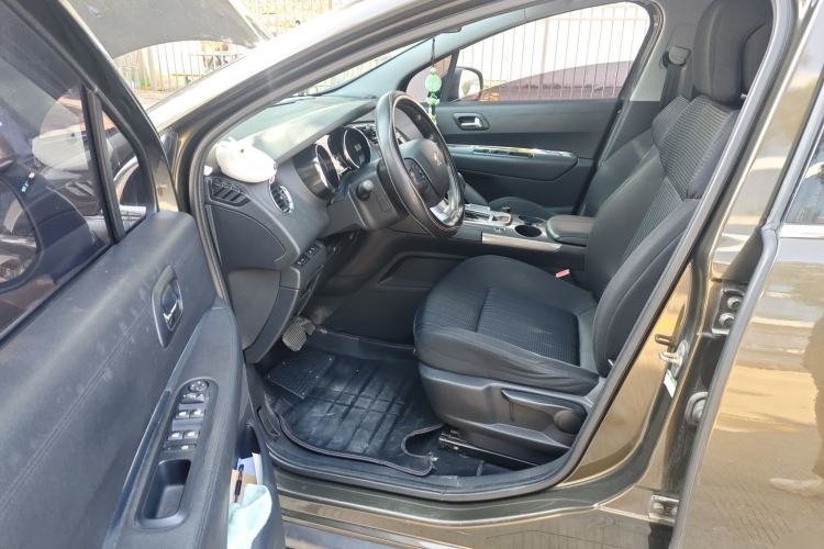 Used Peugeot 3008 2016 2.0L Automatic Classic Edition Driver Seat