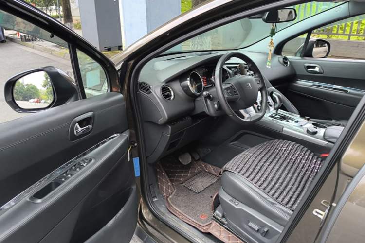 Used Peugeot 3008 2016 1.6THP Automatic Prestige Edition Driver Seat