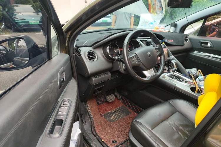 Used Peugeot 3008 2016 2.0L Automatic Trend Edition Driver Seat