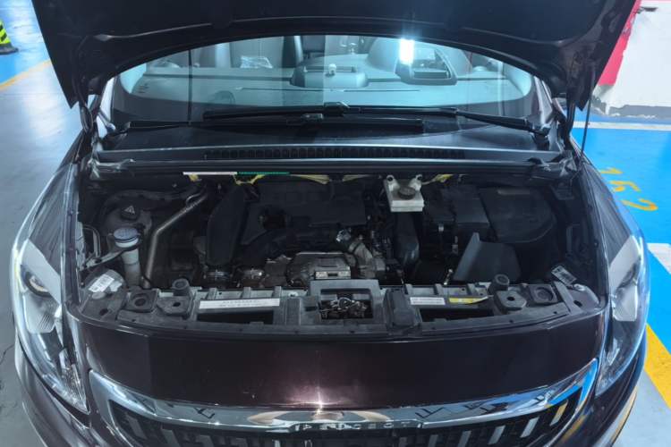 Used Peugeot 3008 2016 1.6THP Automatic Prestige Edition Engine Bay