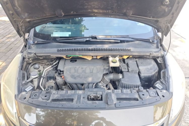 Used Peugeot 3008 2016 2.0L Automatic Classic Edition Engine Bay